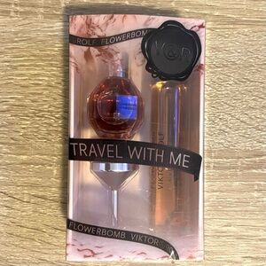 Flowerbomb Viktor & Rolf Travel Essentials Gift Set